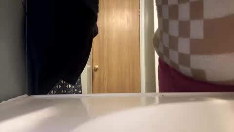 Snapshot of kay_la chatting on 18, 10, 2025 kay_la online show from 18, 10, 2025