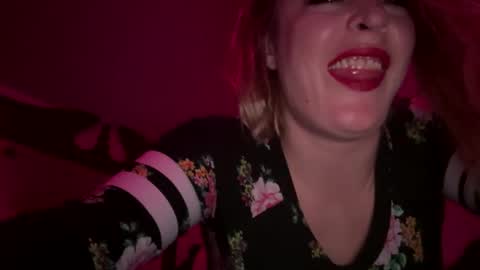 Snapshot of kay_la chatting on 2, 11, 2025 kay_la online show from 2, 11, 2025