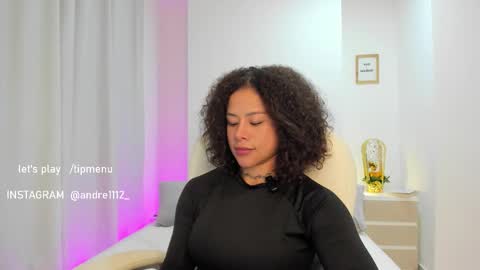 INSTAGRAM AND TW 11kayle online show from 24, 2, 2026