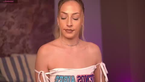 Kayleeflynn online show from 28, 2, 2025