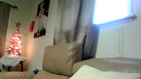 Snapshot of kayleekakesnslim chatting on 15, 11, 2025 kaylee kakes online show from 15, 11, 2025