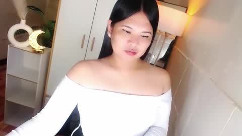 Y O U R        F U T U R E       K A Y L E E  online show from 14, 1, 2026