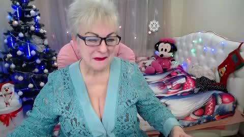 kaylesmoll online show from 24, 12, 2024
