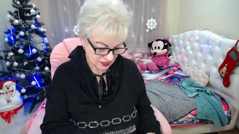 kaylesmoll online show from 28, 12, 2024