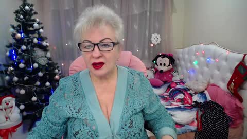 kaylesmoll online show from 30, 12, 2024