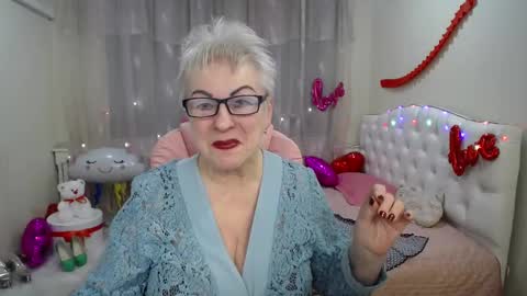 kaylesmoll online show from 1, 3, 2025