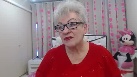 kaylesmoll online show from 11, 2, 2026