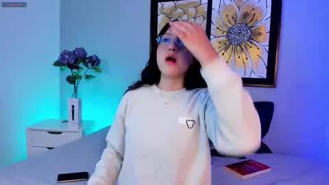 Snapshot of kayli_purple chatting on 21, 12, 2025 Kayli online show from 21, 12, 2025