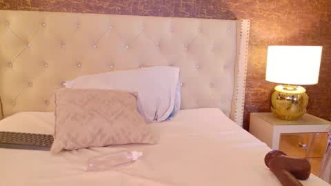 Snapshot of kaylie_mitchel chatting on 14, 3, 2026 KAYLIE online show from 14, 3, 2026