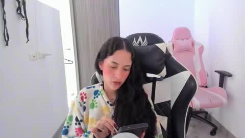 kaylie online show from 12, 11, 2025