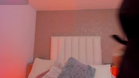 kayliebrooks online show from 12, 11, 2025