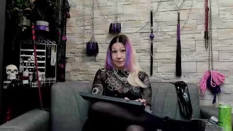 Miss Kazia online show from 10, 2, 2026