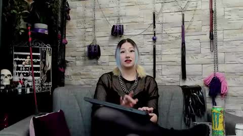 Miss Kazia online show from 25, 2, 2026