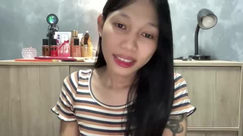 Its me Cora online show from 14, 10, 2025