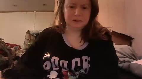 kcandler27 online show from 2, 12, 2025