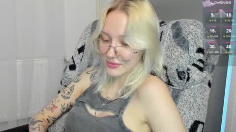 Seb Polly Roxy Jonny online show from 14, 12, 2024