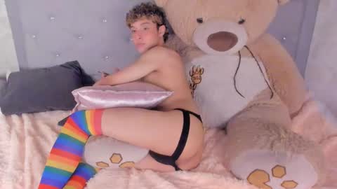 kei oliver online show from 5, 2, 2025