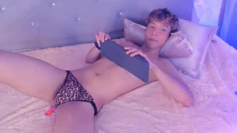 kei oliver online show from 14, 2, 2025