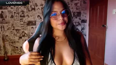 Snapshot of keikim_ chatting on 9, 3, 2025 Kimk online show from 9, 3, 2025