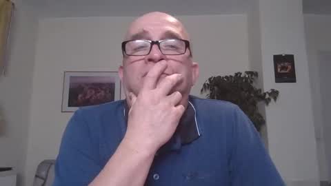 keilie1 online show from 6, 1, 2025