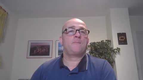 keilie1 online show from 8, 1, 2025