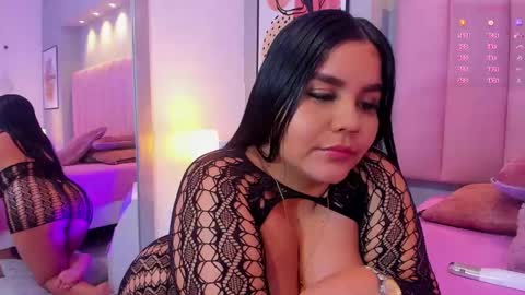 Keily Ross online show from 5, 2, 2025