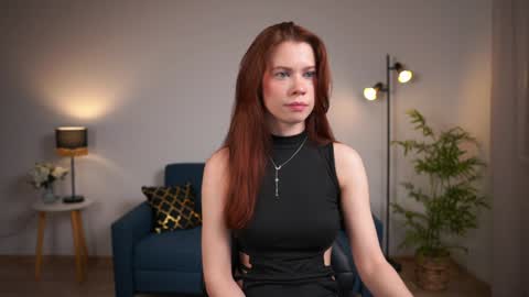 keira_knight online show from 7, 1, 2025