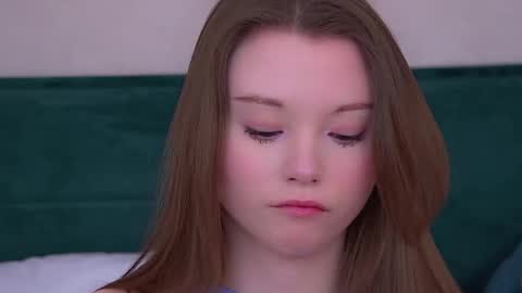 Keira online show from 9, 3, 2026