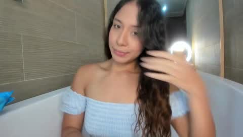 keiry_gonzalez11_aws online show from 29, 10, 2025