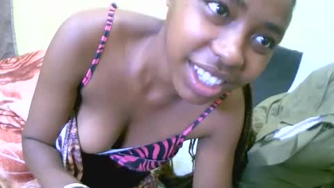 Snapshot of keisha759446 chatting on 21, 11, 2025 keisha759446 online show from 21, 11, 2025