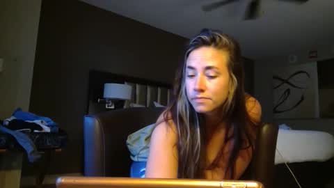 kekes2015 online show from 24, 10, 2025