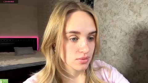 Sylvia online show from 10, 11, 2025