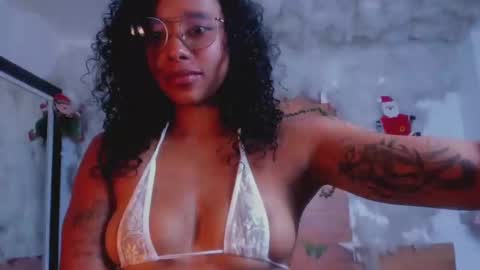 kelly__thomson online show from 21, 12, 2024