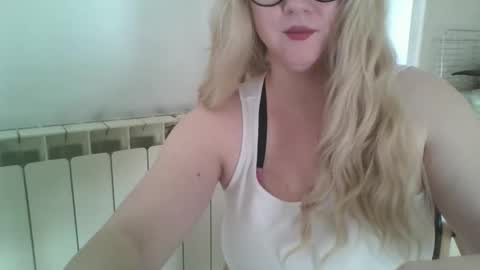 Emmie online show from 26, 2, 2026