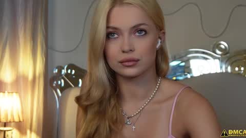 Kelly online show from 21, 10, 2025