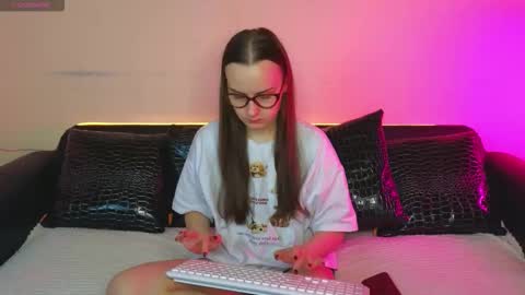 Snapshot of kellycartie chatting on 14, 10, 2025 Im Kelly online show from 14, 10, 2025