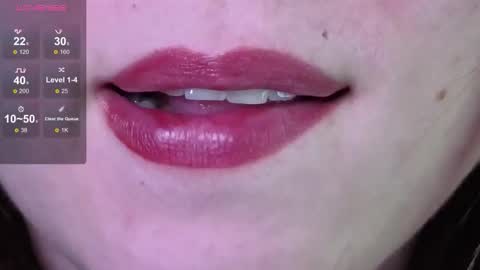 Snapshot of kellycrystall chatting on 18, 10, 2025 kellycrystall online show from 18, 10, 2025