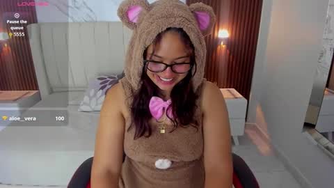 KELLY online show from 25, 11, 2025