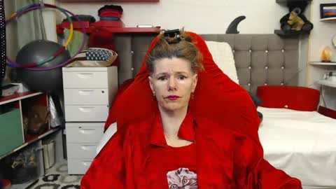 kelly online show from 12, 2, 2025