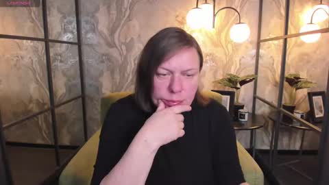 Kelly online show from 10, 2, 2025