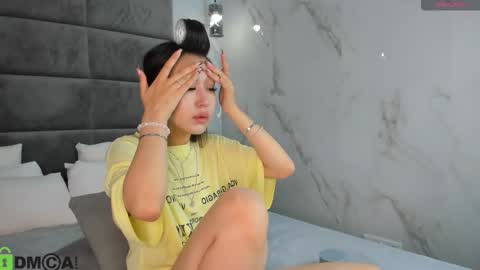 kellyy_bern online show from 20, 9, 2025