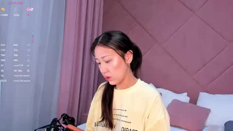 kellyy_bern online show from 8, 1, 2026