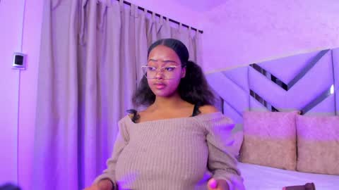 Kelly online show from 7, 12, 2024