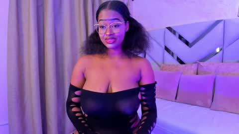Kelly online show from 22, 12, 2024
