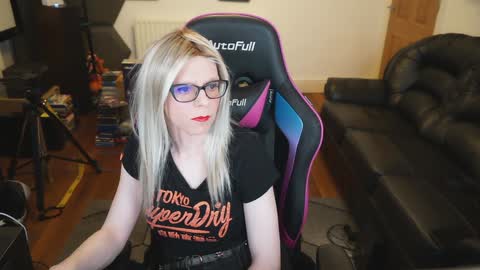 kelseycobalt online show from 16, 1, 2025