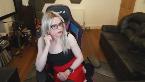 kelseycobalt online show from 4, 2, 2025