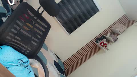 kimmy online show from 1, 3, 2025