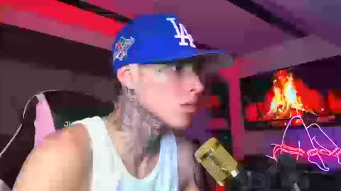 Snapshot of ken_and_bonnie chatting on 21, 3, 2026 ken_and_bonnie online show from 21, 3, 2026