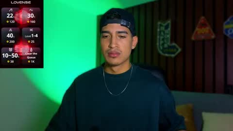 Snapshot of ken_blaker chatting on 30, 10, 2025 ken_blaker online show from 30, 10, 2025