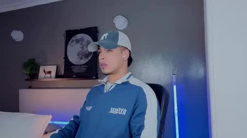 Snapshot of ken_boy_ chatting on 13, 10, 2025 online show from 13, 10, 2025